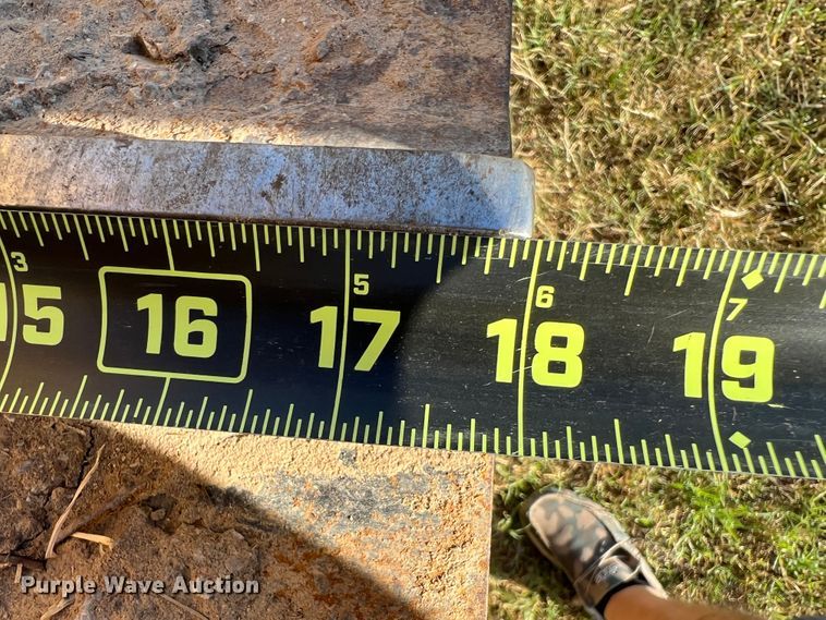 image for item DO8769 1989 Caterpillar D4H  dozer