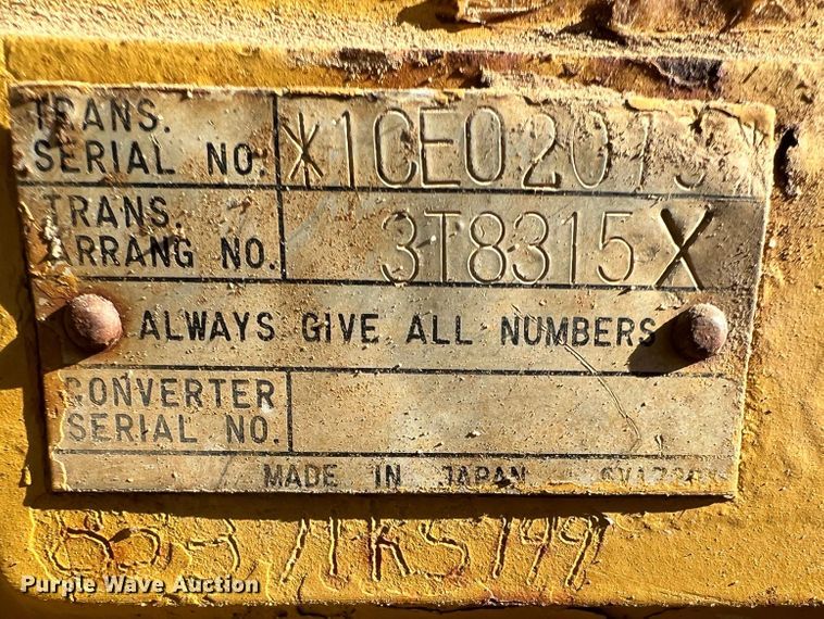 image for item DO8769 1989 Caterpillar D4H  dozer