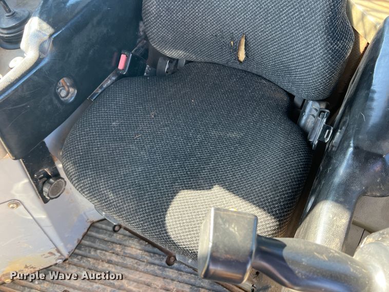 image for item DO8770 2004 Caterpillar D6R XL Series II  dozer