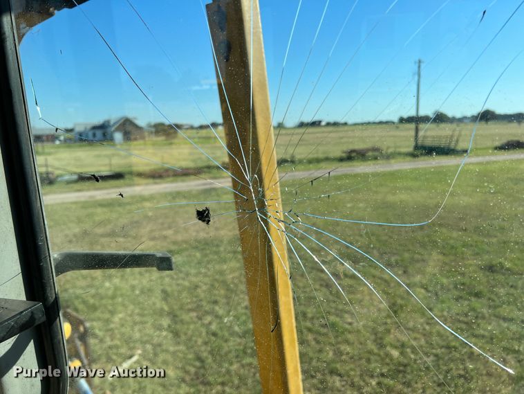 image for item DO8770 2004 Caterpillar D6R XL Series II  dozer