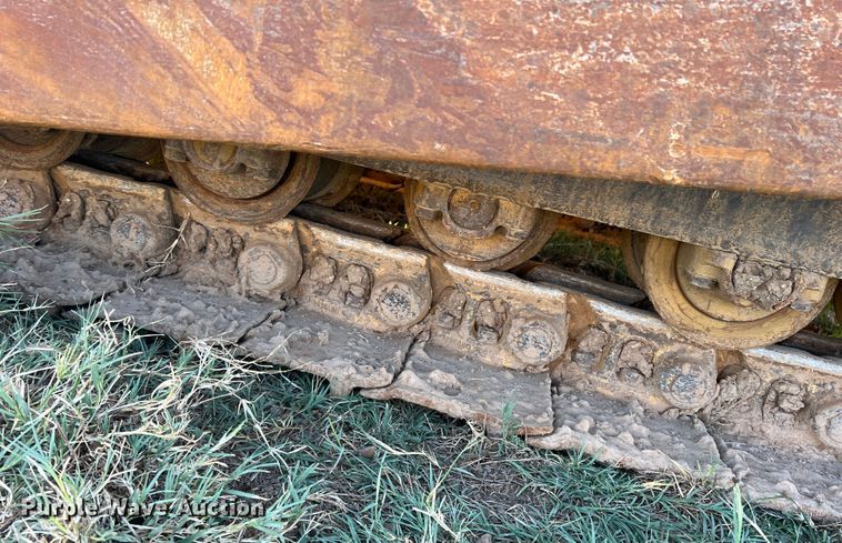 image for item DO8770 2004 Caterpillar D6R XL Series II  dozer