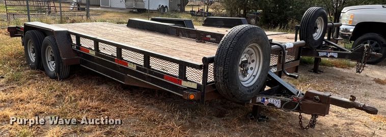 image for item DO8775 2011 Texas Bragg  equipment trailer