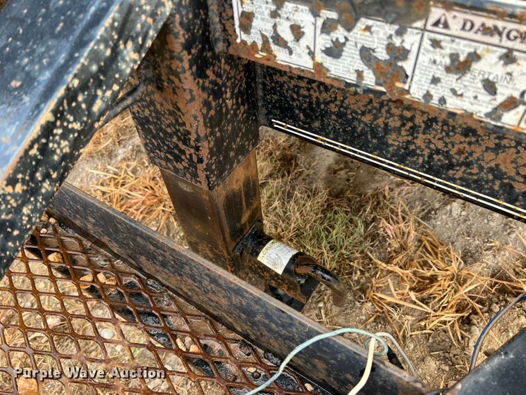 image for item DO8775 2011 Texas Bragg  equipment trailer