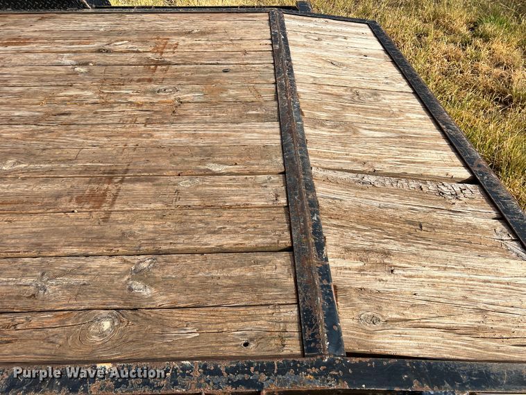 image for item DO8775 2011 Texas Bragg  equipment trailer