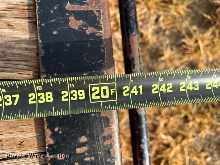 image for item DO8775 2011 Texas Bragg  equipment trailer