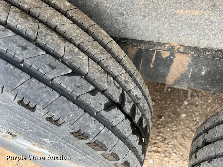 image for item DO8776 2013 Texas Bragg  tilt deck equipment trailer