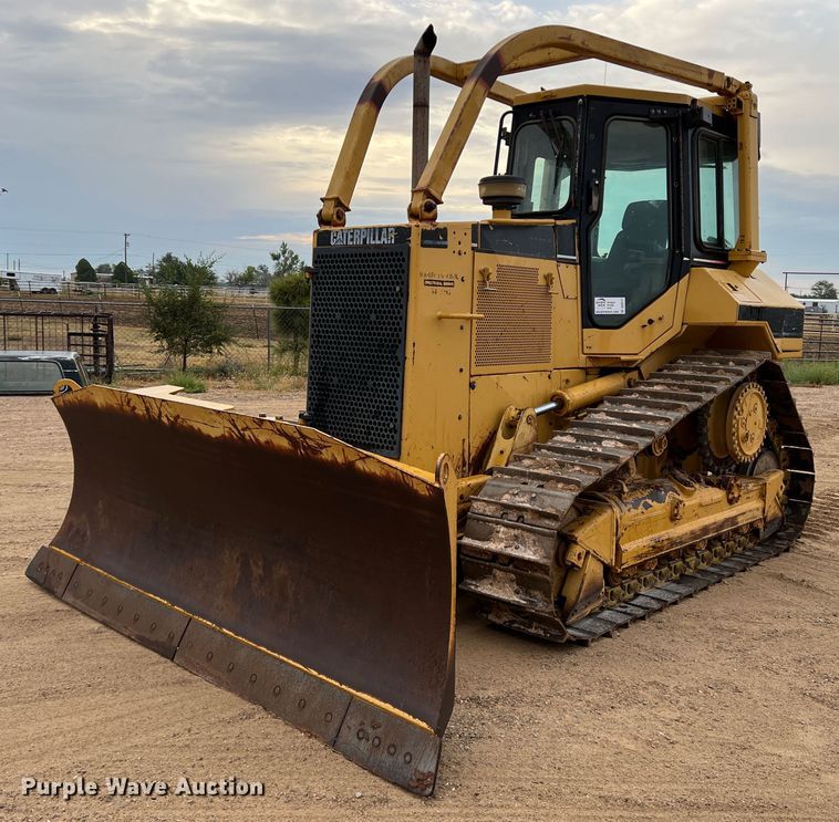 image for item DO8777 1997 Caterpillar D5M XL  dozer