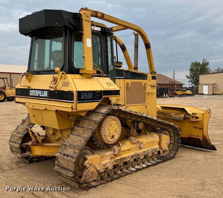 image for item DO8777 1997 Caterpillar D5M XL  dozer