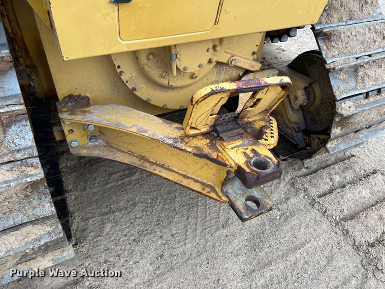 image for item DO8777 1997 Caterpillar D5M XL  dozer