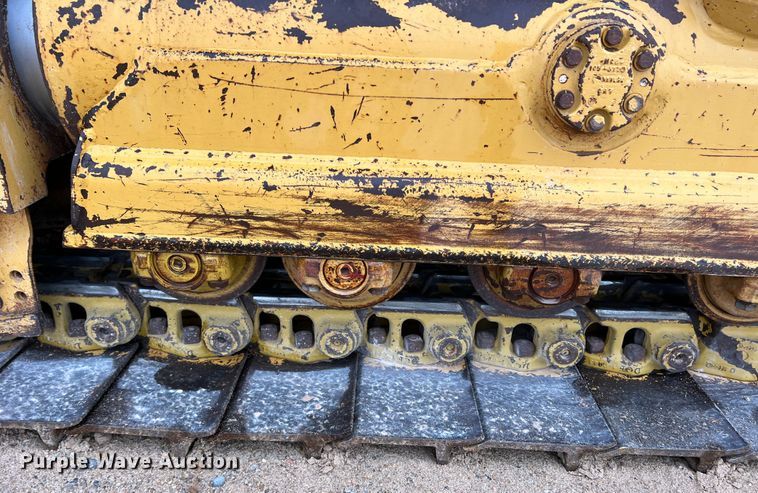 image for item DO8777 1997 Caterpillar D5M XL  dozer