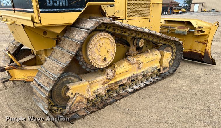 image for item DO8777 1997 Caterpillar D5M XL  dozer