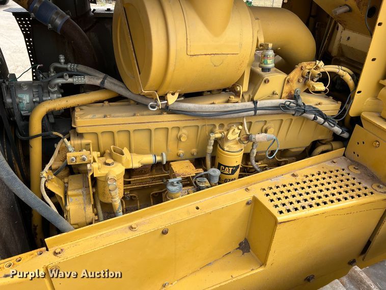 image for item DO8779 1994 Caterpillar D8N  crawler tractor
