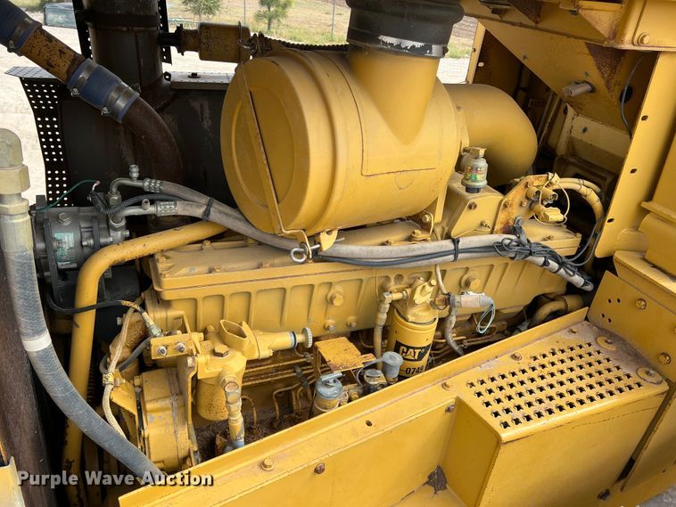 image for item DO8779 1994 Caterpillar D8N  crawler tractor