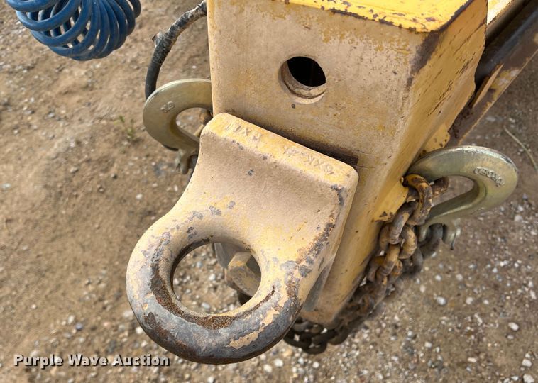 image for item DO8781 1998 Dynaweld  equipment trailer