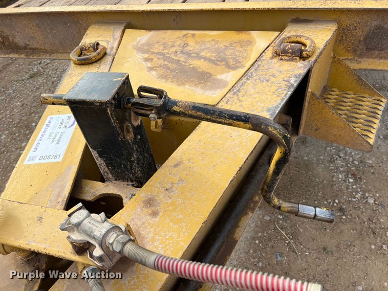 image for item DO8781 1998 Dynaweld  equipment trailer