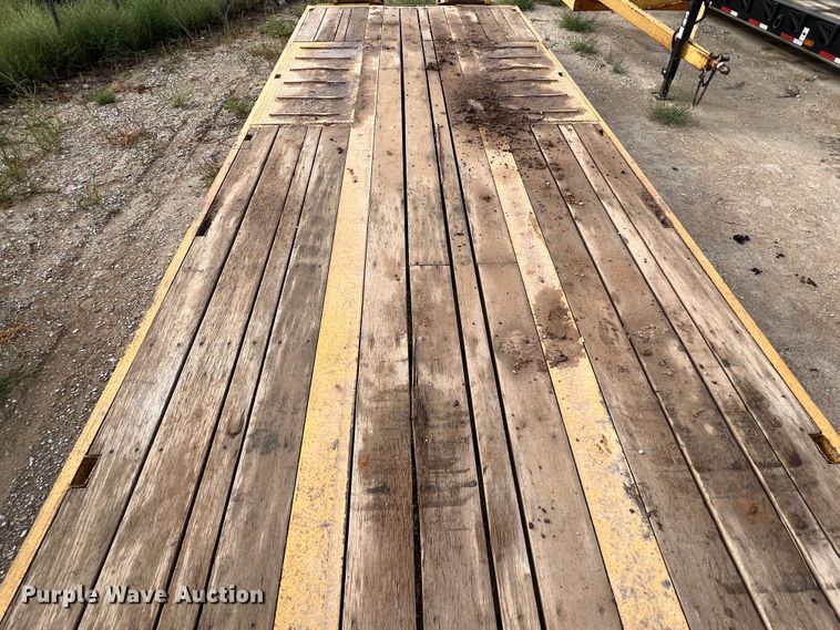 image for item DO8781 1998 Dynaweld  equipment trailer