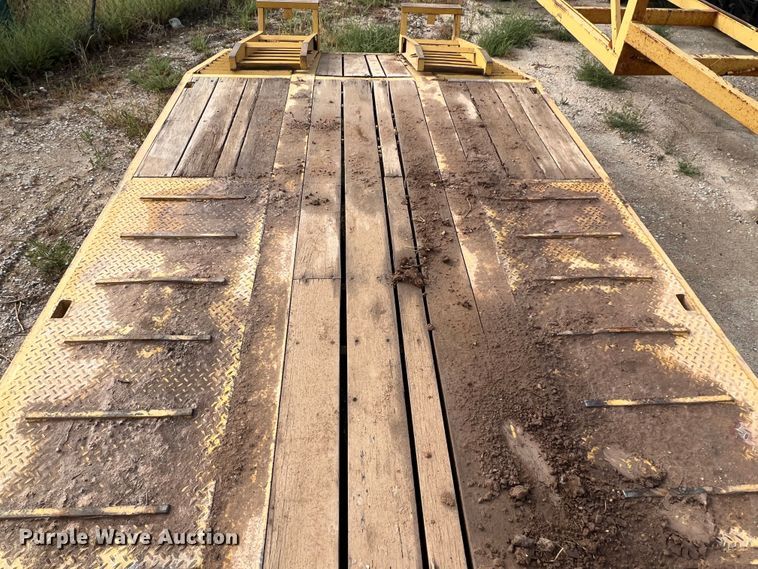 image for item DO8781 1998 Dynaweld  equipment trailer