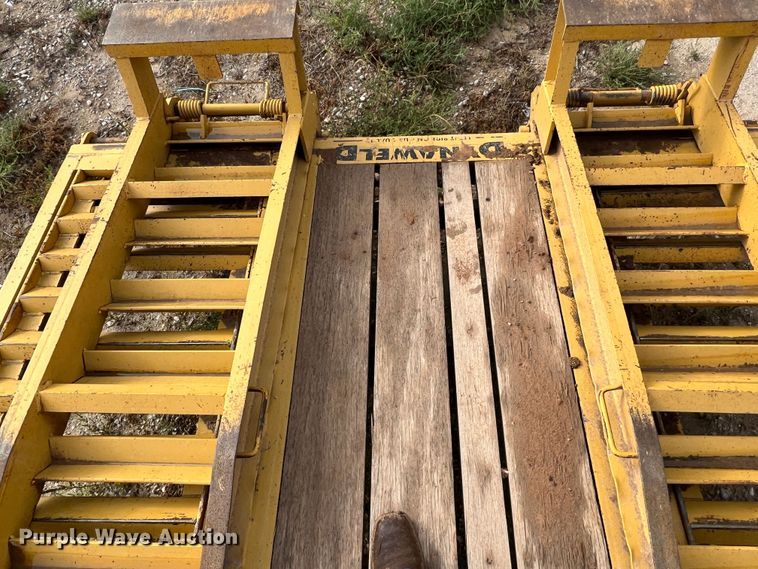 image for item DO8781 1998 Dynaweld  equipment trailer