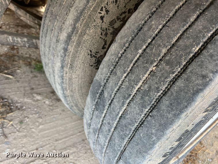 image for item DO8781 1998 Dynaweld  equipment trailer