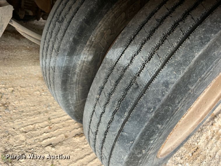 image for item DO8781 1998 Dynaweld  equipment trailer