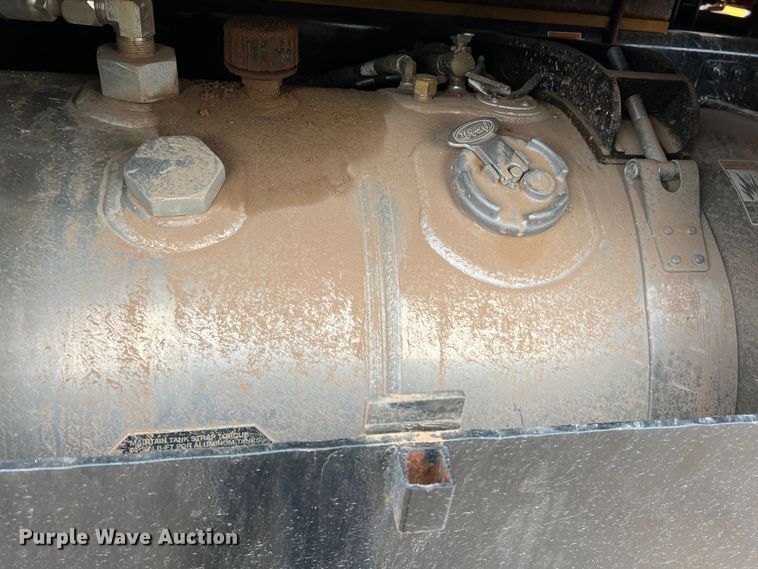 image for item DO8783 2021 Peterbilt 389  Figure 8 fiber optic reel truck