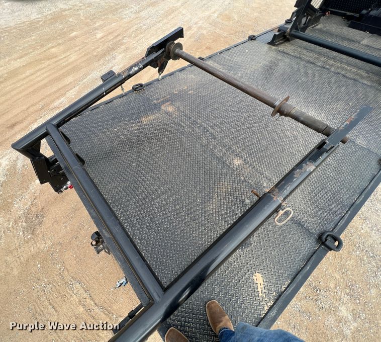 image for item DO8783 2021 Peterbilt 389  Figure 8 fiber optic reel truck