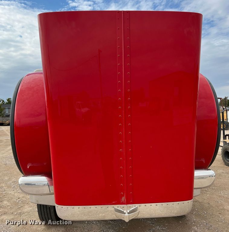 image for item DO8783 2021 Peterbilt 389  Figure 8 fiber optic reel truck