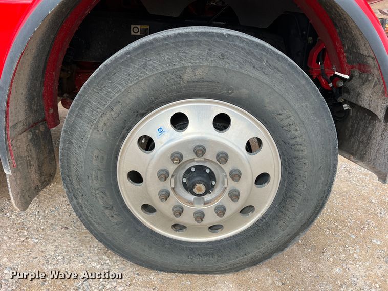 image for item DO8783 2021 Peterbilt 389  Figure 8 fiber optic reel truck