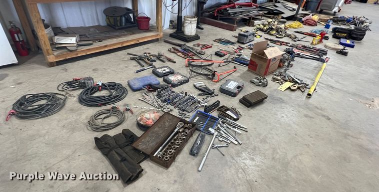 image for item DO8792 Tools