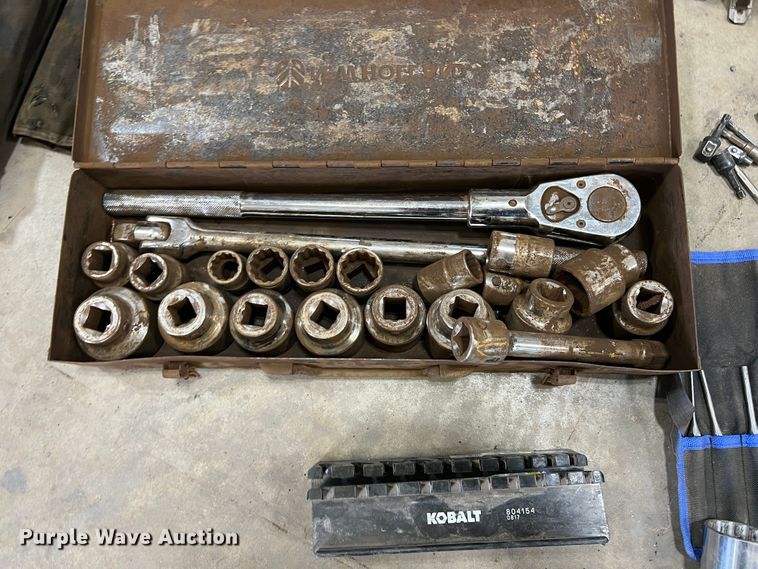 image for item DO8792 Tools