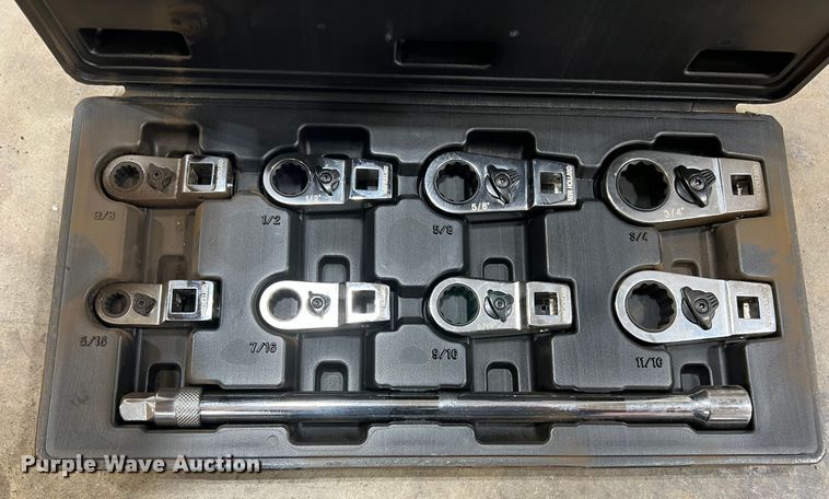 image for item DO8792 Tools