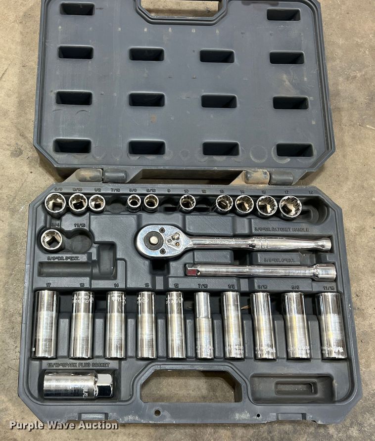 image for item DO8792 Tools