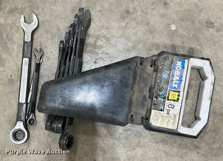 image for item DO8792 Tools