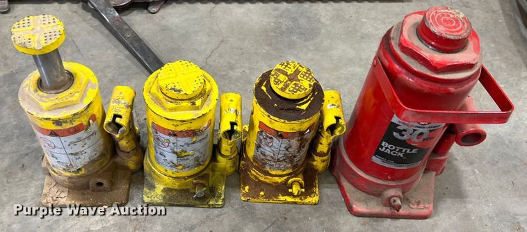 image for item DO8792 Tools