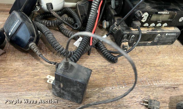 image for item DO8802 Motorola  radios