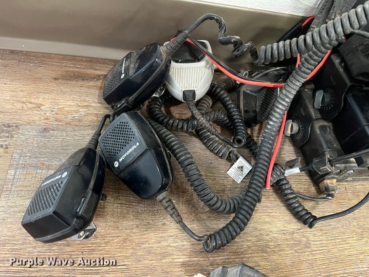 image for item DO8802 Motorola  radios