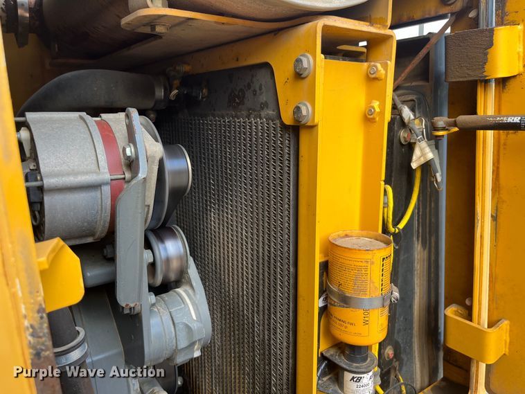 image for item DP4841 2007 John Deere 605C  track loader