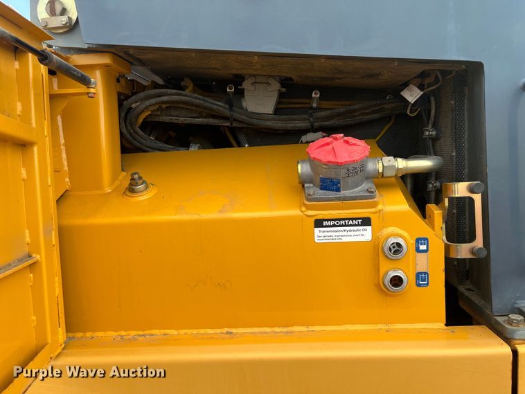 image for item DP4841 2007 John Deere 605C  track loader