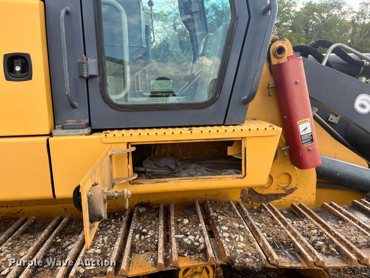 image for item DP4841 2007 John Deere 605C  track loader