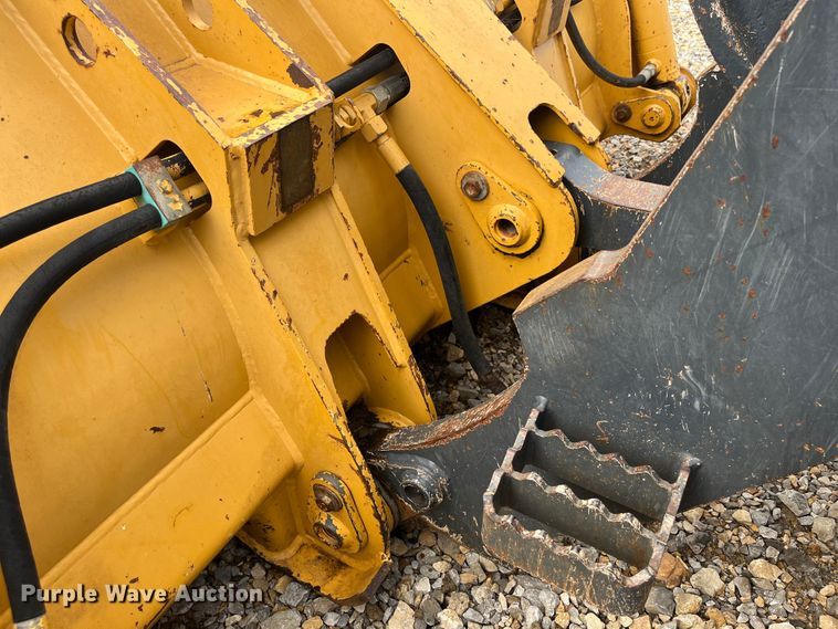 image for item DP4841 2007 John Deere 605C  track loader