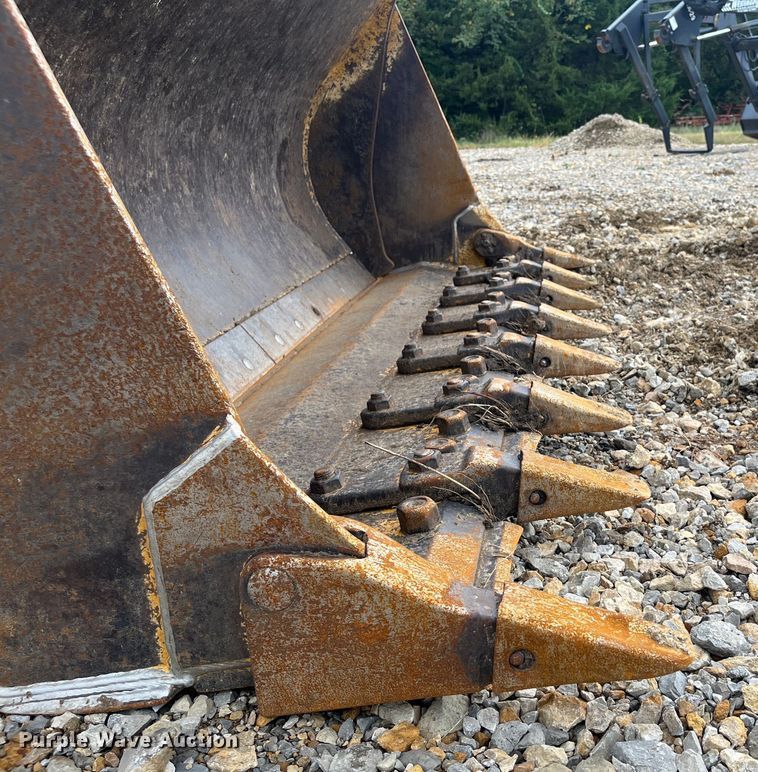 image for item DP4841 2007 John Deere 605C  track loader