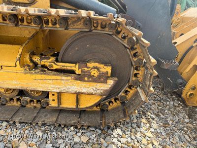 image for item DP4841 2007 John Deere 605C  track loader