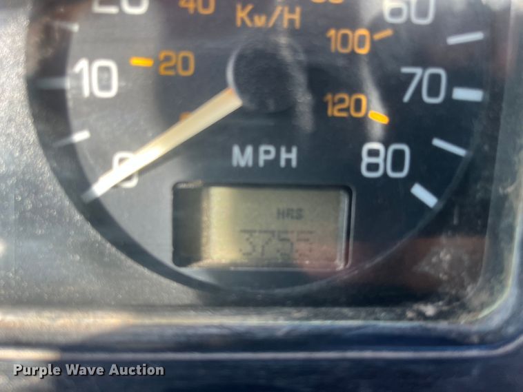 image for item DQ4872 1999 Volvo WCA64T  water truck