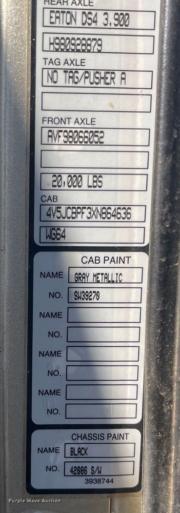 image for item DQ4872 1999 Volvo WCA64T  water truck