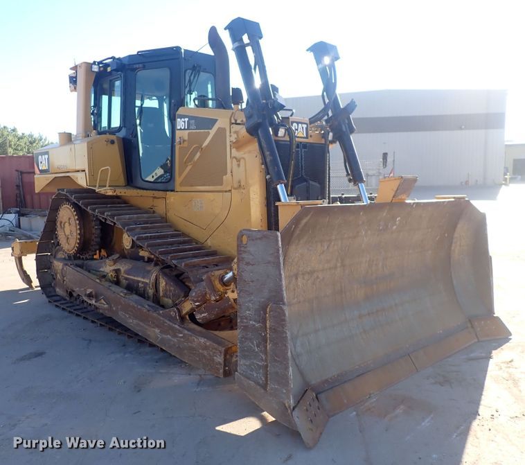 image for item DQ4873 2015 Caterpillar D6T XL  dozer