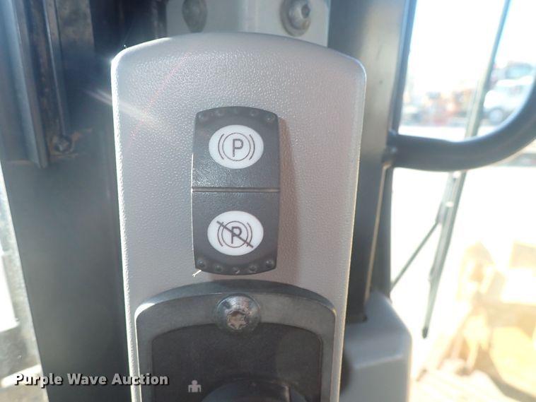 image for item DQ4873 2015 Caterpillar D6T XL  dozer