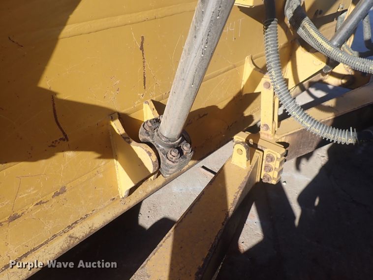 image for item DQ4873 2015 Caterpillar D6T XL  dozer