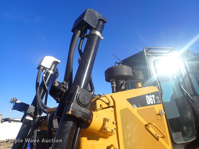 image for item DQ4873 2015 Caterpillar D6T XL  dozer