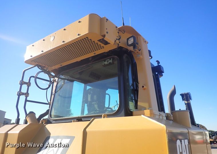 image for item DQ4873 2015 Caterpillar D6T XL  dozer