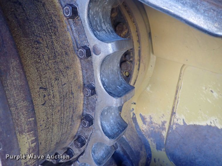 image for item DQ4873 2015 Caterpillar D6T XL  dozer